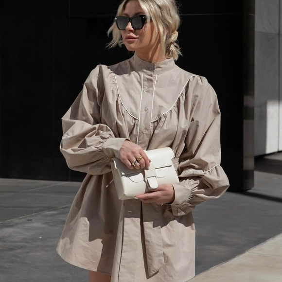 SENREVE Cream Pebble Aria Crossbody Bag W/Leather Belt & Gold Chain Strap NWT - Picture 6 of 9